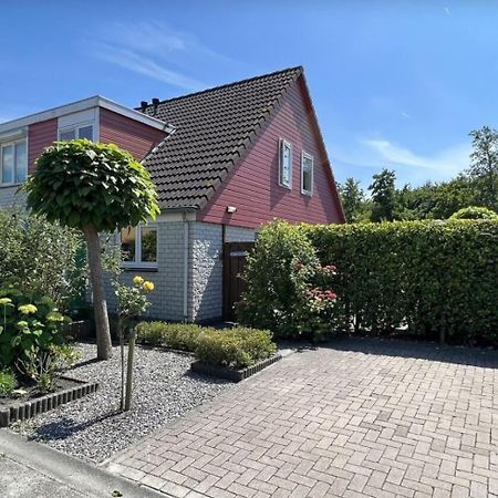 Vakantiehuis Op Villapark Oesterbaai Aan Zee , Met Speeltuin Grenzend Aan De Tuin Вемельдінге Екстер'єр фото