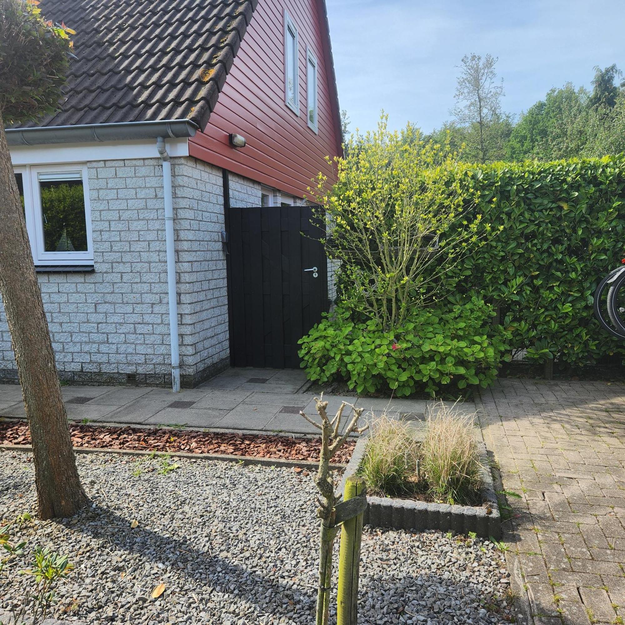 Vakantiehuis Op Villapark Oesterbaai Aan Zee , Met Speeltuin Grenzend Aan De Tuin Вемельдінге Екстер'єр фото